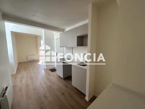 Location Appartement 2 pièces 45.8 m² - Auray 56400
