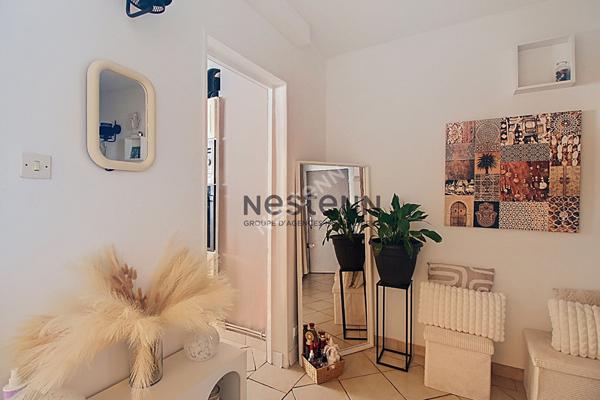 Bel appartement T4 rénové, avec terrasse fermée et aucun travaux à prévoir