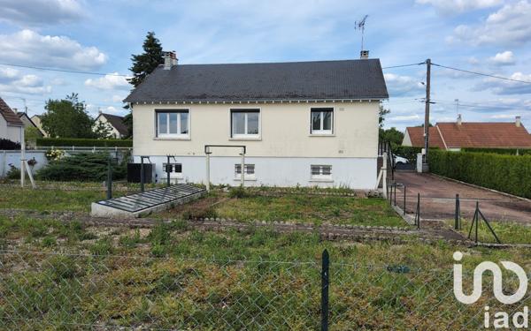 Maison 3 pièces de 82 m² à Avaray (41500)
