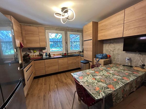Maison 6 pièces 176 m2