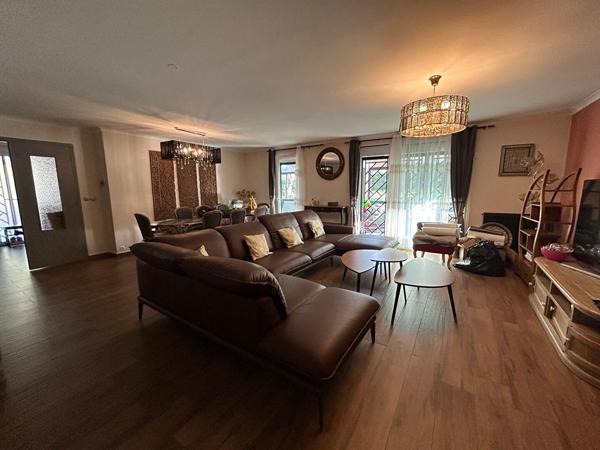 Maison 6 pièces 176 m2