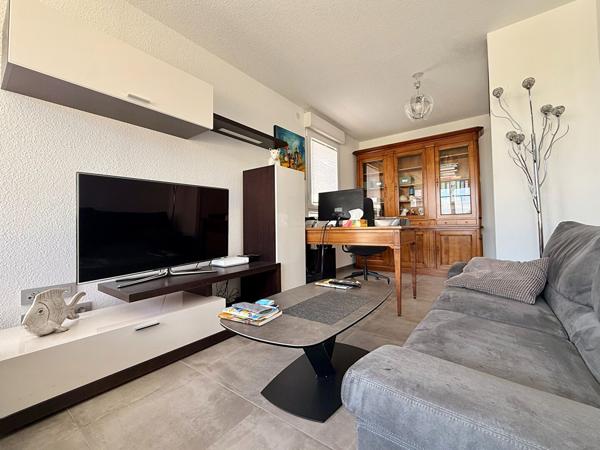 Appartement  en attique 4 pièces dernier étage à vendre à Cernay, grand standing et calme