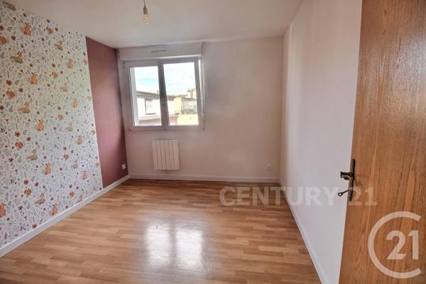 Appartement F4 à vendre  4 pièces - 77,76 m 2   ST AVOLD  - 57