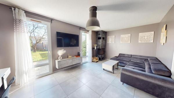 Maison mitoyenne T4 – 92 m² – Jardin, garage et terrasse