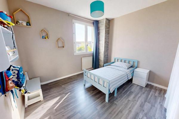 Maison mitoyenne T4 – 92 m² – Jardin, garage et terrasse