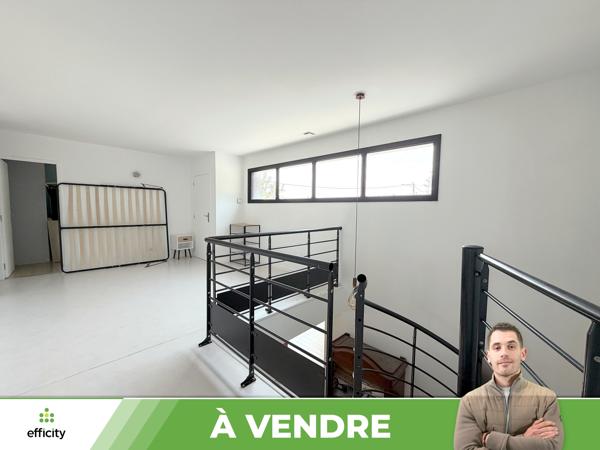 Maison
         8 pièces
        - 230 m² 370 000 € *