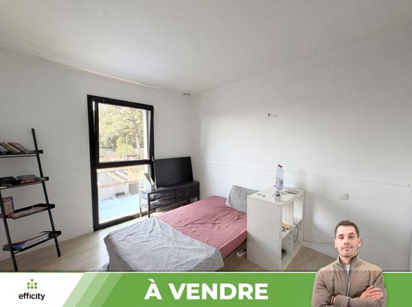 Maison
         8 pièces
        - 230 m² 370 000 € *