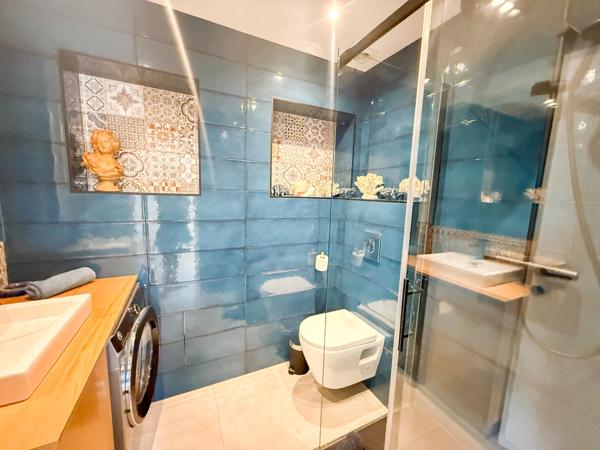 Maison à vendre  7 pièces - 190 m2 LA CROIX VALMER - 83