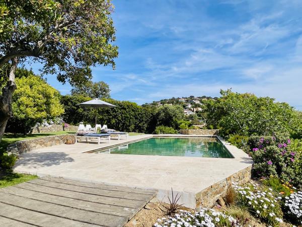 Maison à vendre  7 pièces - 190 m2 LA CROIX VALMER - 83