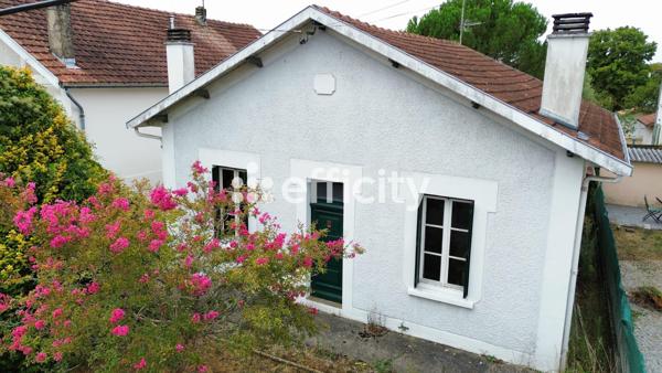 Maison
         3 pièces
        - 78 m² Exclusivité 124 900 € *