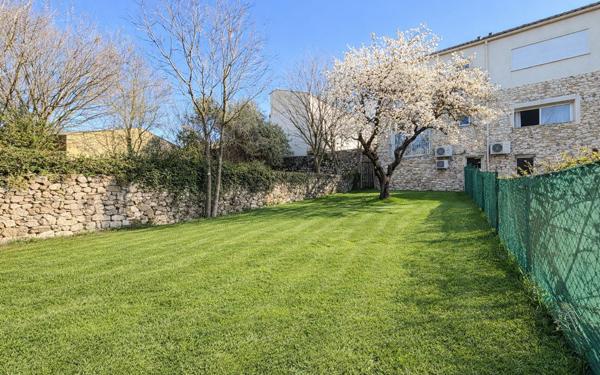 Appartement à vendre    2 pièces • 47 m2 Saint-Mamert-du-Gard