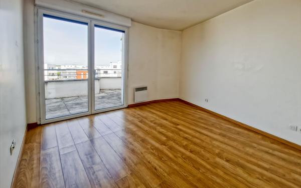 Appartement à vendre    5 pièces • 108,44 m2 Toulouse