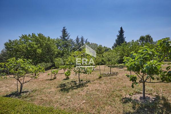 Aix-en-Provence Celony - Maison provençale de charme avec piscine, dépendance et 6 615 m² de terrain