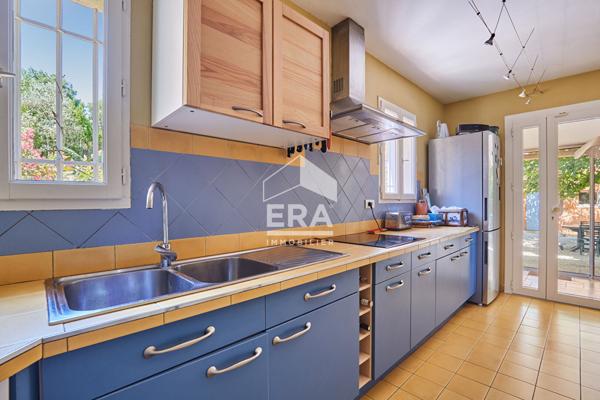 Aix-en-Provence Celony - Maison provençale de charme avec piscine, dépendance et 6 615 m² de terrain