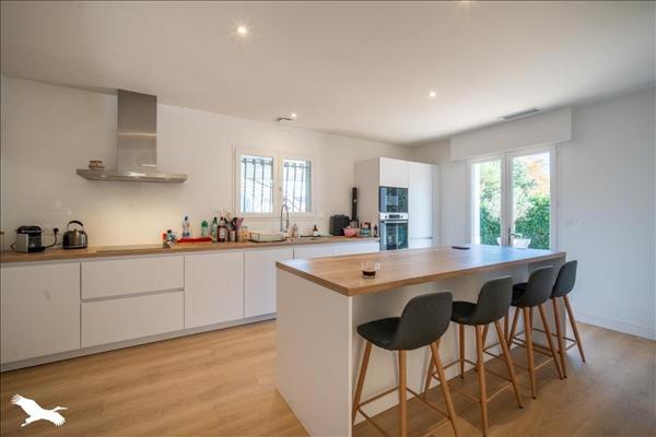 Maison à vendre |  Mées |  7 pièces | 188 m²