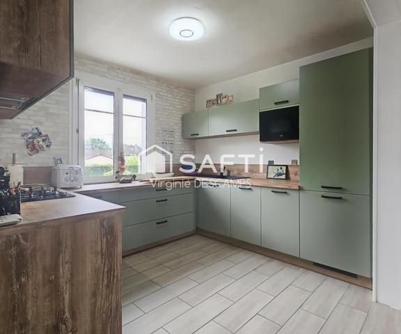 Maison lumineuse avec sous-sol total