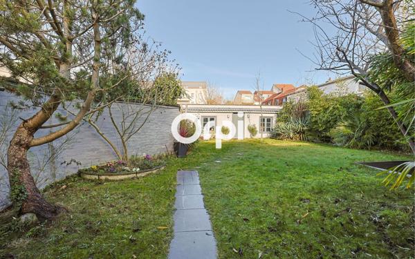 Maison à vendre    6 pièces • 185 m2 Lille