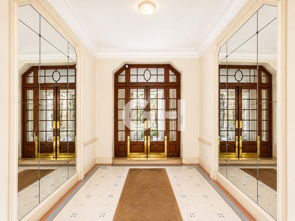 Appartement familial de caractère - 4 pièces, 84,95 m² , Paris 11e