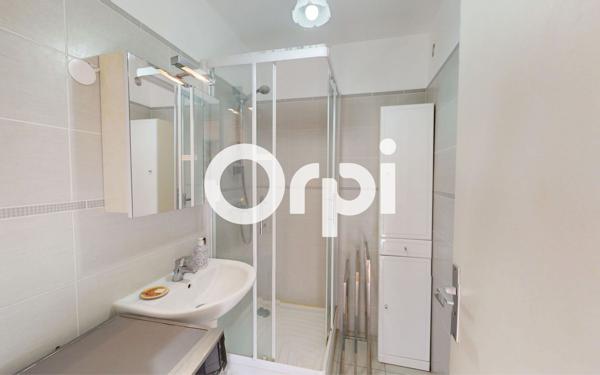 Appartement à vendre    2 pièces • 48,77 m2 Carqueiranne