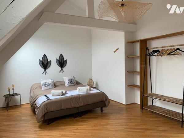 Maison d'habitation construite sur 2 niveaux 2 chambres