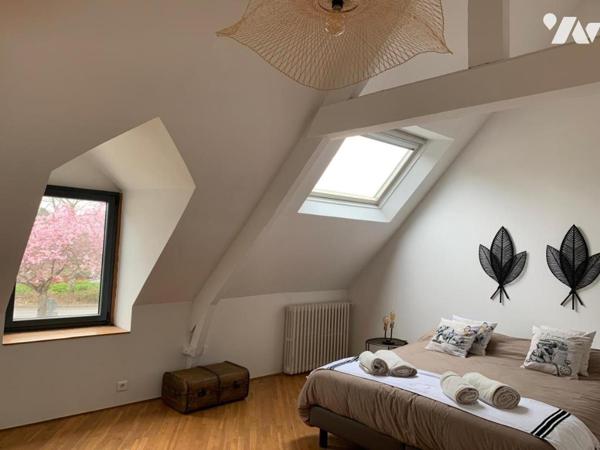 Maison d'habitation construite sur 2 niveaux 2 chambres