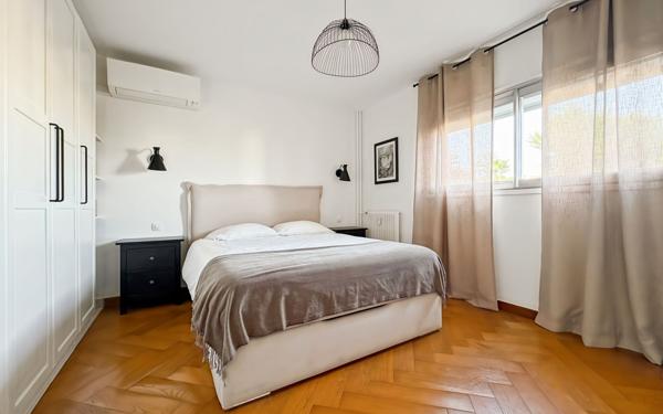 Appartement à vendre    4 pièces • 88,23 m2 Antibes
