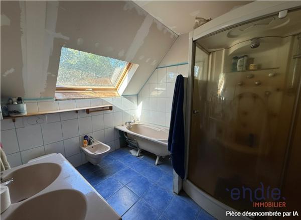 Fouesnant - Propriété familiale de 200 m² sur 6 800 m² de terrain, à deux pas des plages