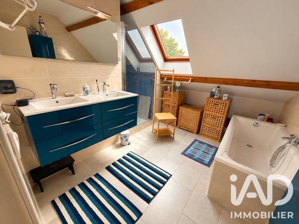 Maison à vendre 7 pièces 165 m² Cosne-Cours-sur-Loire
