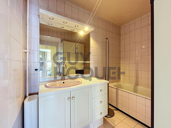 Appartement  5 pièce(s) 105 m2 - 4 chambres - Parking - Cave