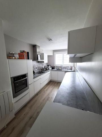REIMS SAINT REMI AVENUE SAINT-POL - APPART T5 - 3 CHAMBRES - TERRASSE 240 000 €