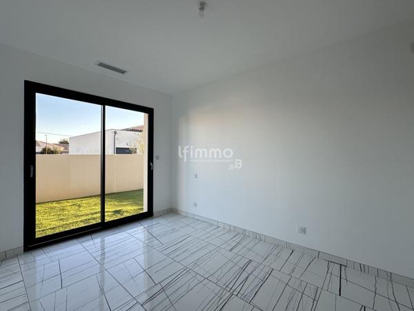 Villa T4 plain pied garage et climatisation, proche de Narbonne .