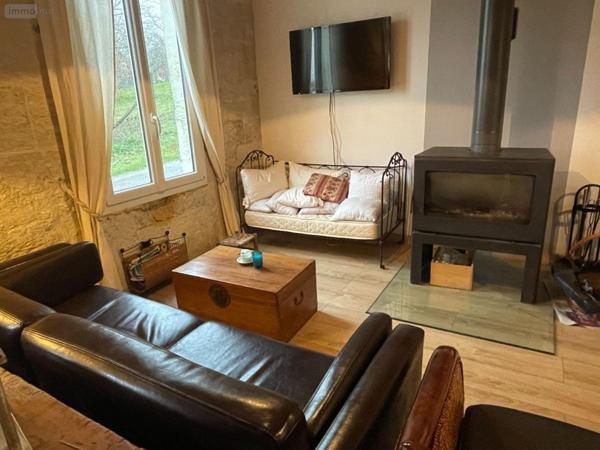 Maison rurale à vendre à Saint-Aulaye-Puymangou en Dordogne (24410), ref : 077/276