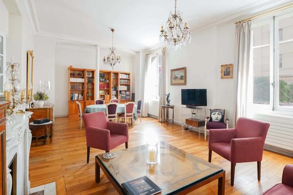 Appartement Paris 7e - VANEAU