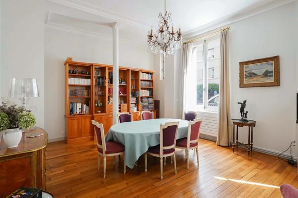 Appartement Paris 7e - VANEAU