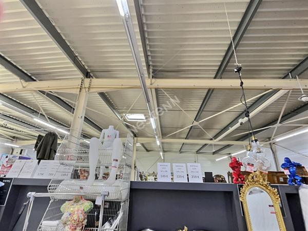 Rare Forbach: Local commercial , d'activité ou de dépôt 1484m² divisibles