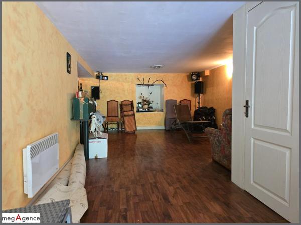 Maison à Fougères, 35300 - 7 pièces 155m²