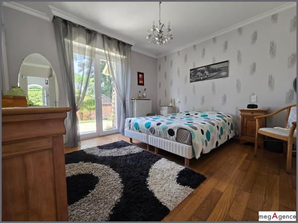 Maison à Fougères, 35300 - 7 pièces 155m²