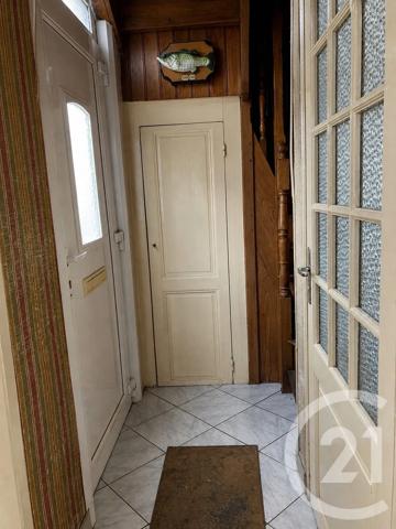 Maison à vendre  4 pièces - 104 m 2   ABBEVILLE  - 80