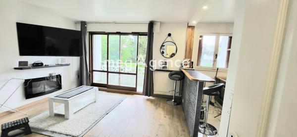 Appartement à COMBS-LA-VILLE, 77380 - 1 pièce 31m²