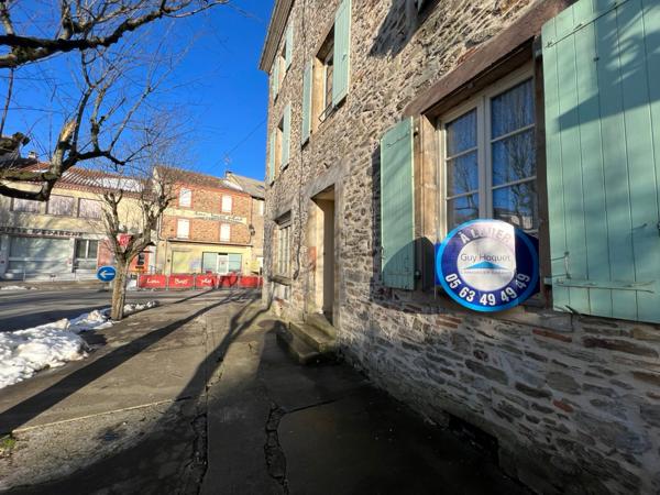 ALBAN - 2 pièces en plein centre (place des Tilleuls)