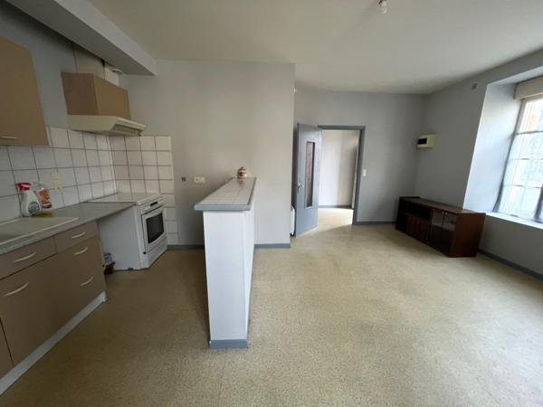 ALBAN - 2 pièces en plein centre (place des Tilleuls)