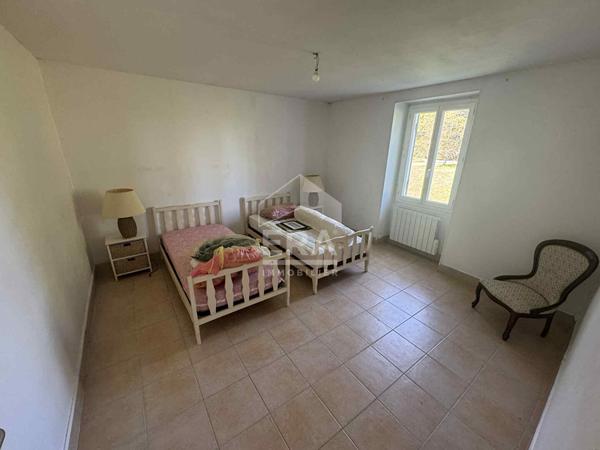 Maison individuelle mitoyenne Montpon Menesterol