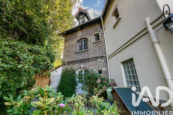 Maison à vendre 7 pièces 145 m² Garches