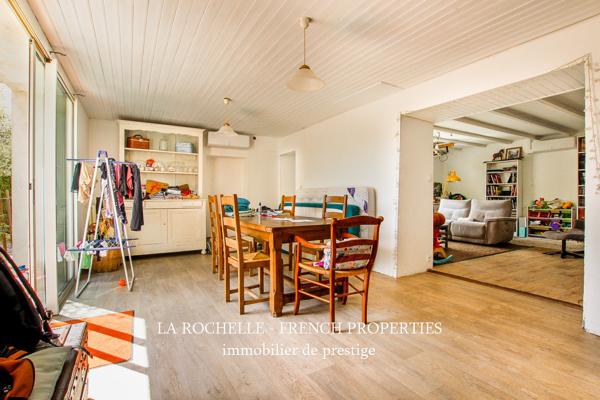 MAISON 5 PIECES - DEPENDANCE LOCATIVE - PROCHE FERRIERES - CHARENTE MARITIME