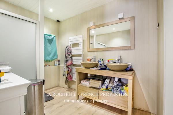 MAISON 5 PIECES - DEPENDANCE LOCATIVE - PROCHE FERRIERES - CHARENTE MARITIME