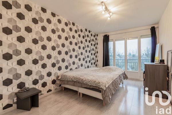 Appartement à vendre 3 pièces 72 m² Maurepas
