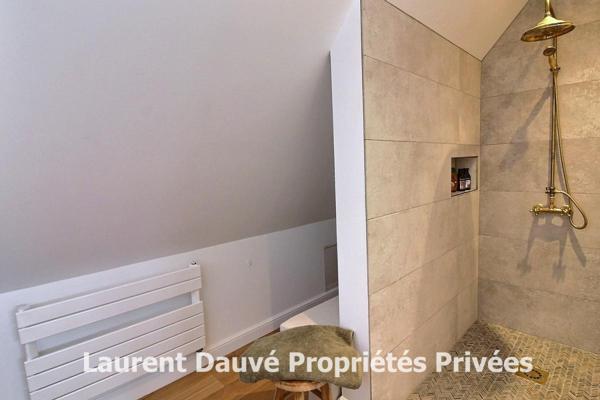 45590 SAINT CYR EN VAL - Maison individuelle sur s/sol - 5 chambres dont 2 au rdc - Quartier calme