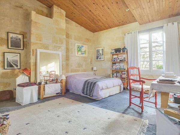 Vente T4 98m2 BORDEAUX (33800)