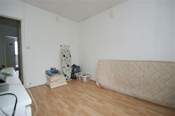 Appartement Fontenay Le Fleury 4 pièces 64.70 m2