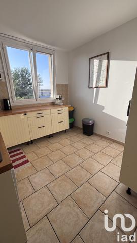 Apartment for sale 4 rooms 71 m² Beauvais